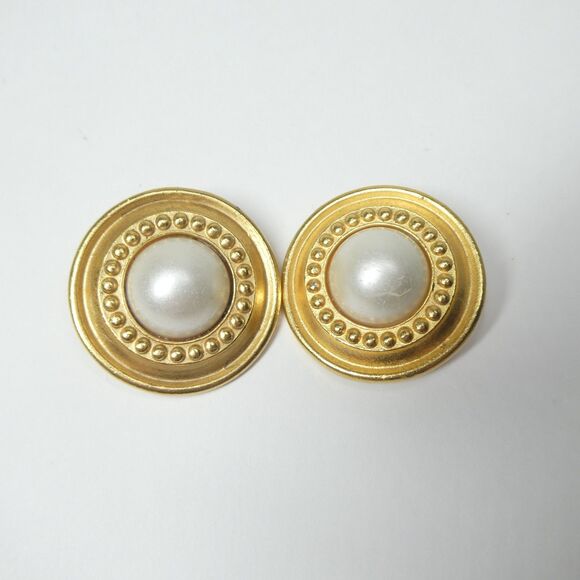 Gold Faux Pearl Clip On Earrings Vintage Ben Amun Signed - Picture 1 of 9